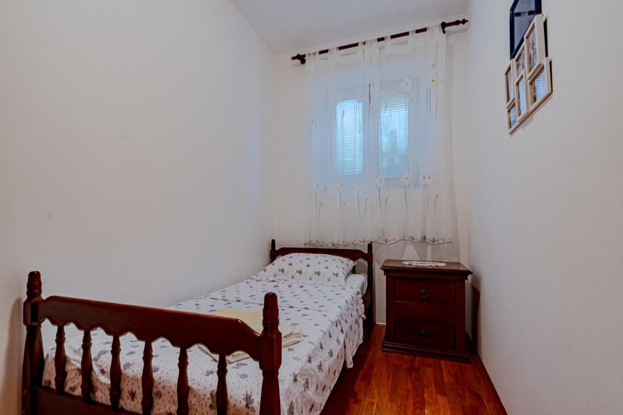 Apartment Ruzica Zrnovo エクステリア 写真