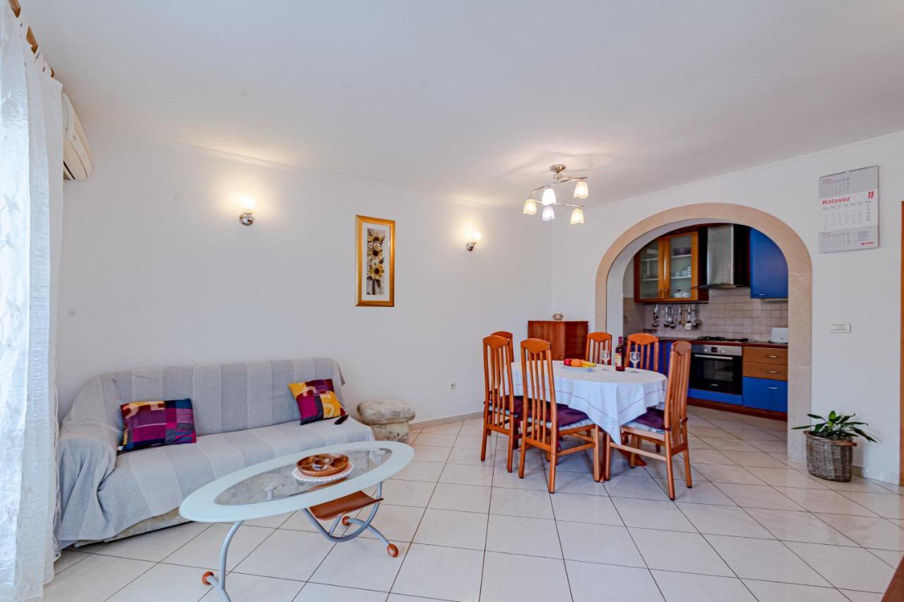 Apartment Ruzica Zrnovo エクステリア 写真